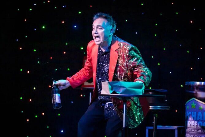 Magic & Comedy Show by Michael Bairefoot in Myrtle Beach - The Experience in Detail