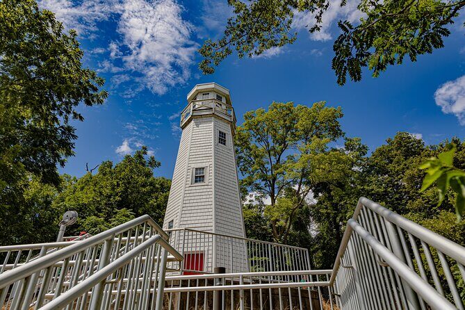 Mark Twains Hannibal Smartphone Walking Tour Plays as you walk - What to Expect from the Tour