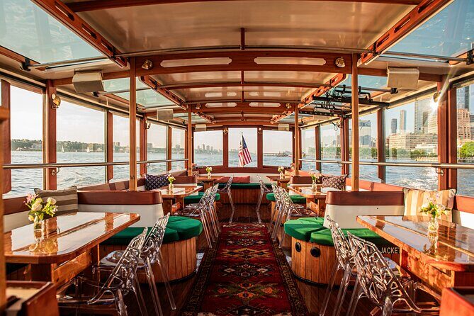 New York Urban Wildlife Sunset Boat Tour - Who Should Book This Tour?