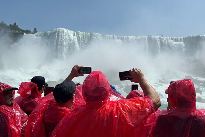Niagara Falls Express Tour from NYC  US & Canada in One Day - The Seasonal Attractions: Main Highlights and Differences