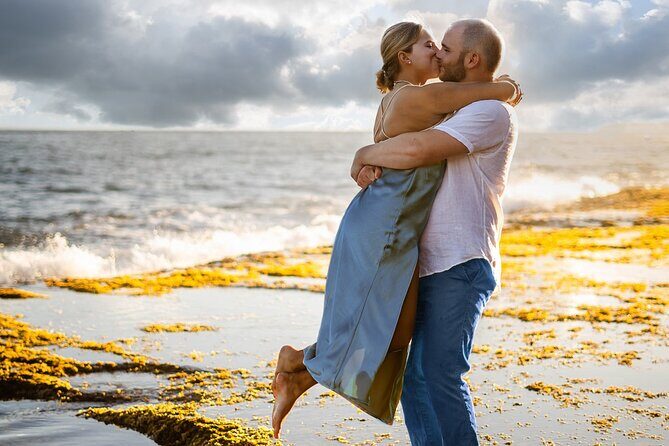 Oahu Professional Photographer Couples and Families - Why This Experience Offers Good Value