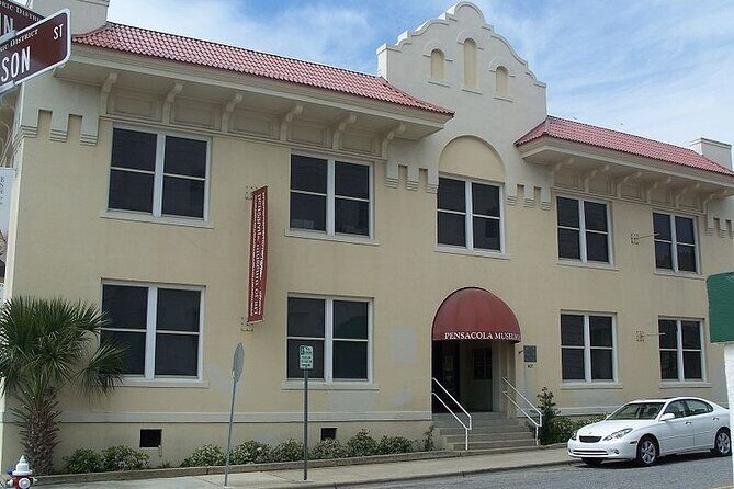 Pensacola Most Haunted Ghost Tour & Scavenger Hunt - FAQ