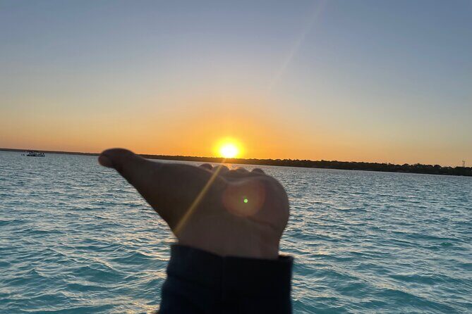 Pontoon Tour of the 7 Color Lagoon - Who Is This Tour Best For?