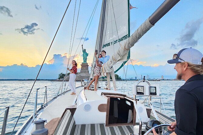 Private Classic Sailboat Tour in New York City - The Experience: What You’ll Feel