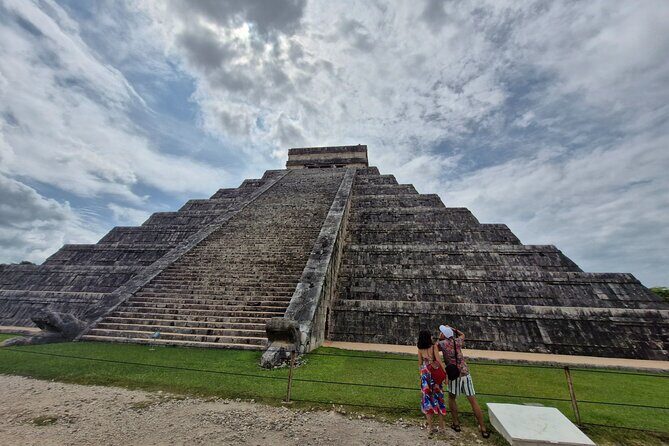 Private Guided Tour of Chichenitza - The Value of This Tour