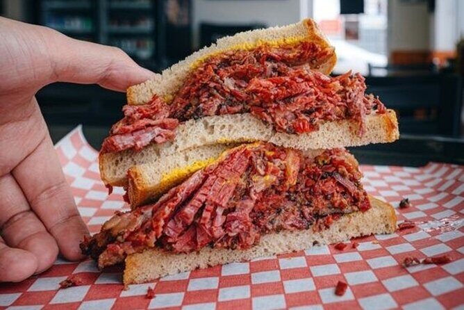 Private Montreal Street Food Walking Tour With A Local Guide - Authentic Experiences Based on Reviews