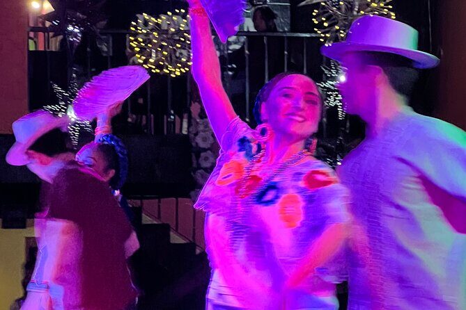 Private Night Tour of the Historic Center and Plaza Garibaldi - Transportation and Practical Details