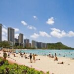 Private Transfer: Honolulu to Honolulu Airport HNL in Sedan Car - The Vehicle and Comfort
