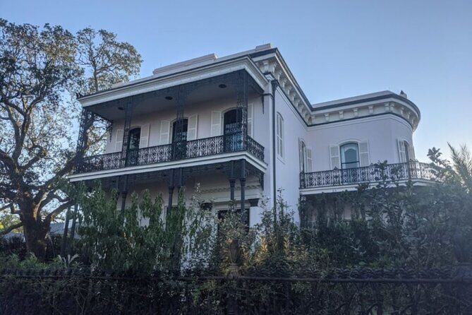 Self Guided Walking Tour of New Orleans' Historic Garden District - FAQ