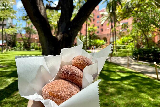 Taste Honolulu, Hawaiian Classics & Local Favorites - Who Would Love This Tour?