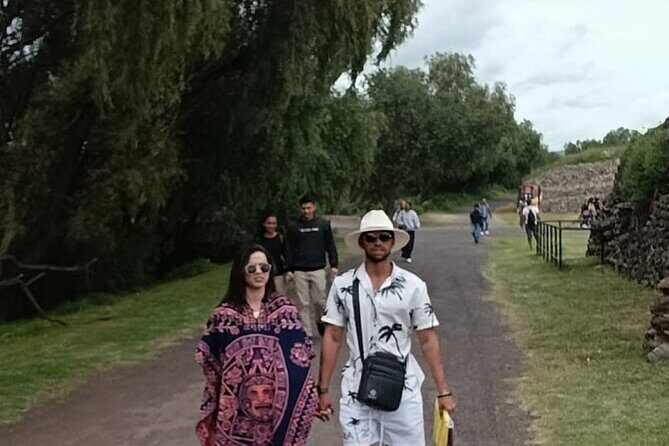 Teotihuacan Pyramids small groups and Basilica of Guadalupe - Authentic Experiences and Expert Guidance