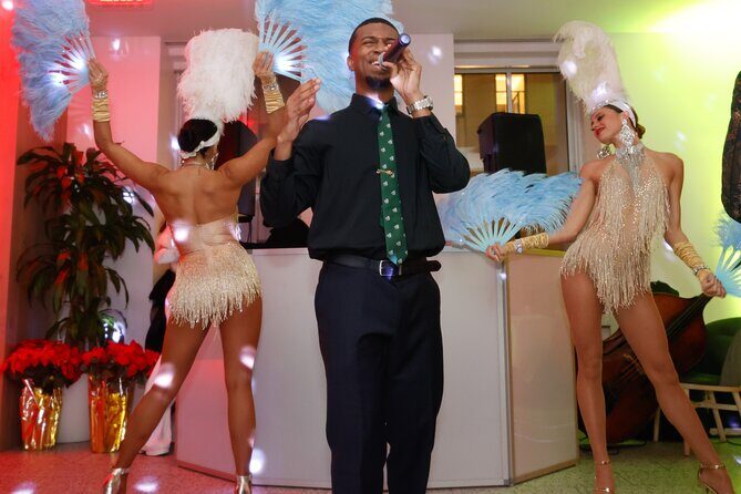 Tree Lighting Ceremony Indoor Viewing from 45 Rockefeller Center - Is It Worth the Price?