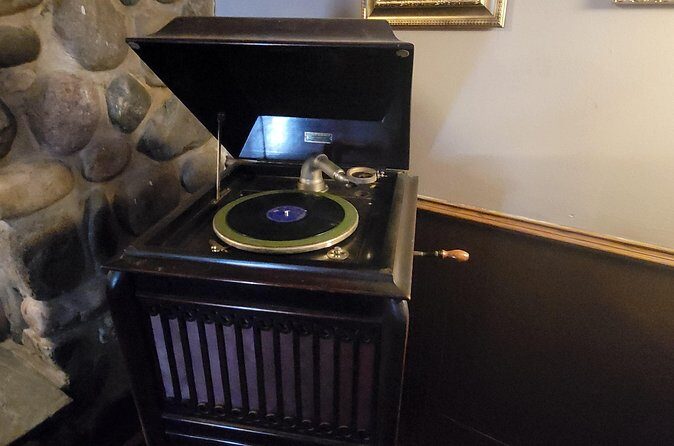 Vito's Vault Chicago finest dinner theatre speakeasy - Frequently Asked Questions