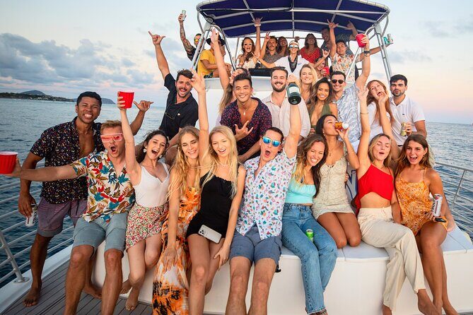 Waikiki Friday Fireworks Party Cruise with Live DJ & Full Bar - Practical Tips for Travelers