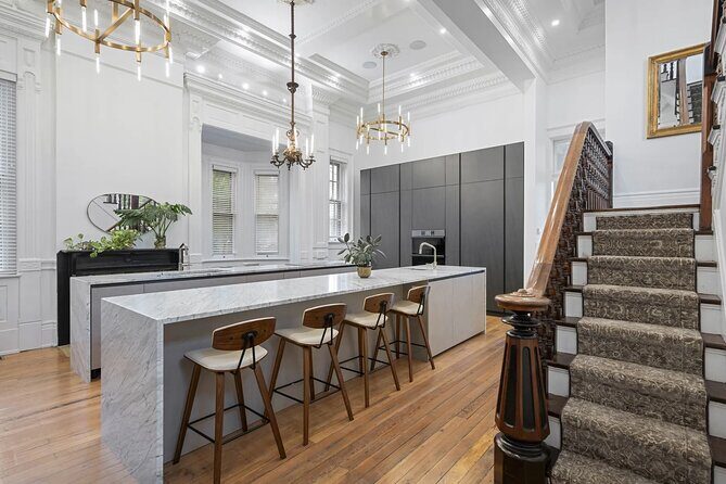 War, Wealth & Riverfront Tales: Taylor Mansion & East Row Tour - Summary: Why This Tour Works