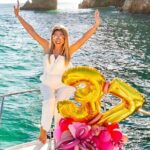 Your Own Private Yacht in Cabo  Snorkeling, Crew & Coastal Views - FAQ