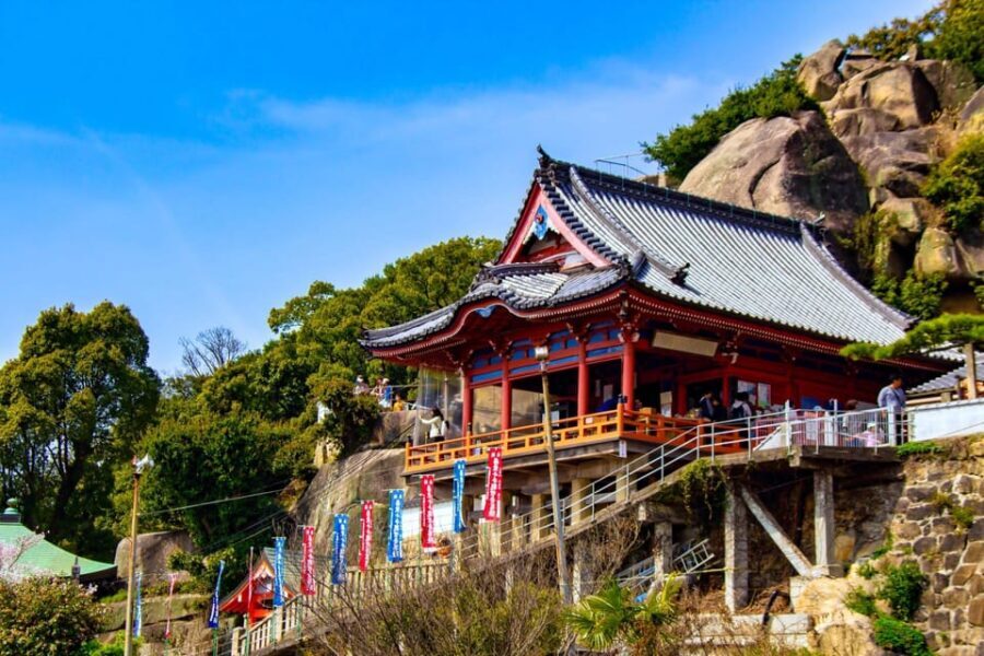 1-Day Tour: Onomichi Temples & Saijo Sake Tasting - Transportation and Logistics