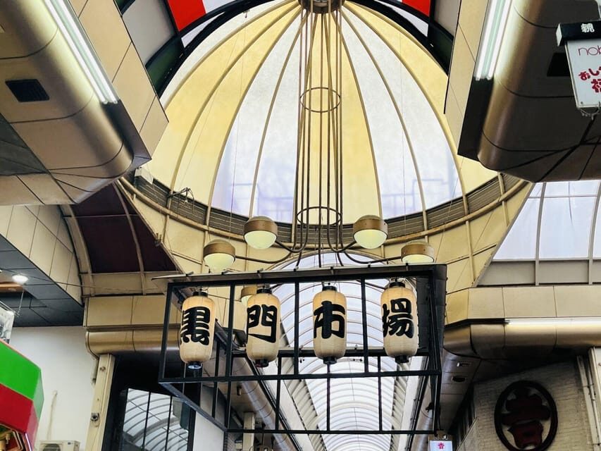 1-Day walking tour in OsakaCastle, temples and Ukiyoe - Cultural and Culinary Highlights