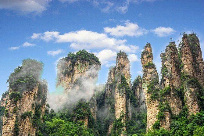 2-Day Private Tour to Zhangjiajie from Shanghai by Air with Accommodation - The Experience of a Guided Tour