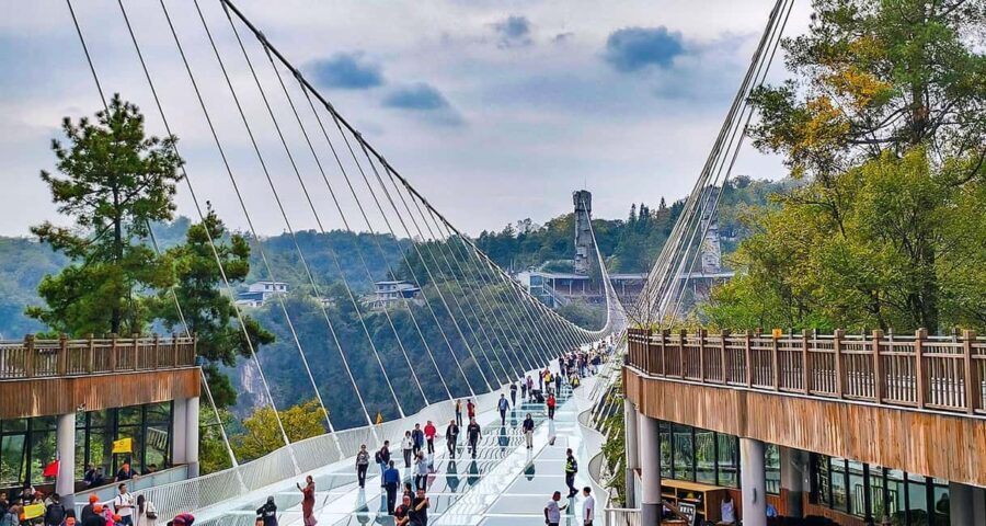 2-Day Private Zhangjiajie Tour Avatar Mountain, Glass Bridge - FAQs