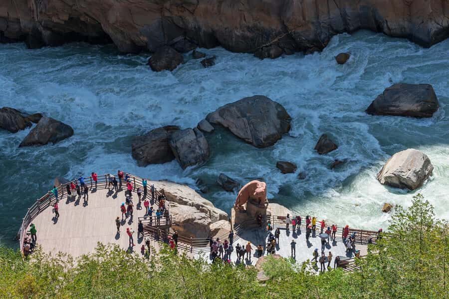 2-Day Shangri-La Adventure from Lijiang - Exploring the Highlights of the Tour