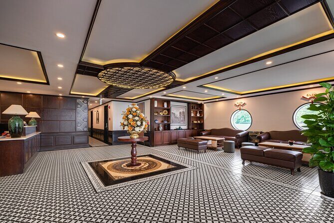 2 Days Le Journey Elegance 5 Star Cruise in Halong and Lan Ha Bay - What to Expect: A Day-by-Day Breakdown