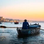 2 Days Varanasi City Tour with Evening Aarti and Boat Ride - How the Itinerary Works in Practice