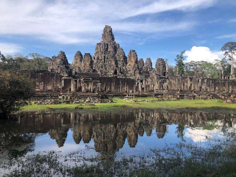 3-Day Exploring Angkor Wat & Siem Reap Highlights Tour. - Transportation, Timing, and Value