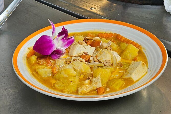 4 Hour Local Thai Kitchen Cooking Class in Phra Nakhon - Analyzing the Value and Practicalities