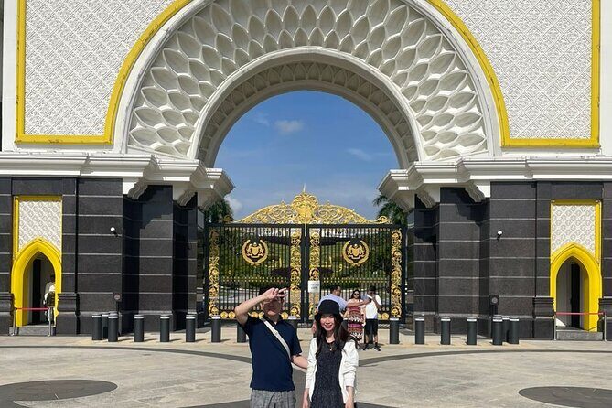 4 Hours Batu Caves and Kuala Lumpur Private Tour - Practical Details and What It Means for You