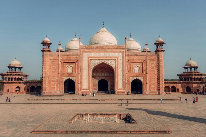5-Day Golden Triangle Delhi Agra Jaipur Tour with Leopard Safari - The Experience: What Sets This Tour Apart?  