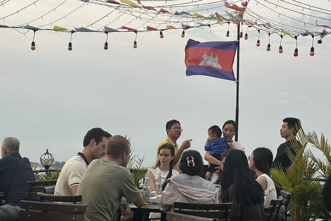 5 Days Cambodia Group Tour to Siem Reap & Phnom Penh - Authentic Experiences and Cultural Highlights