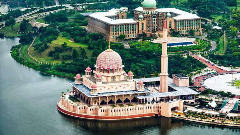 5D4N Kuala Lumpur, Genting, Malacca and Putrajaya Tour - Why This Tour Offers Great Value