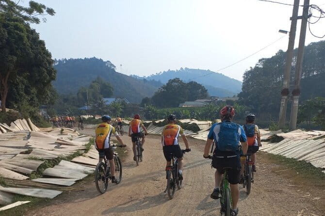6 Days Hanoi Private Cycling to Hagiang Mountain - Day 2: Into the Limestone Wilderness