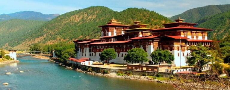 6 Days Luxury Tour to Bhutan in Group - Who Is This Tour Best For?
