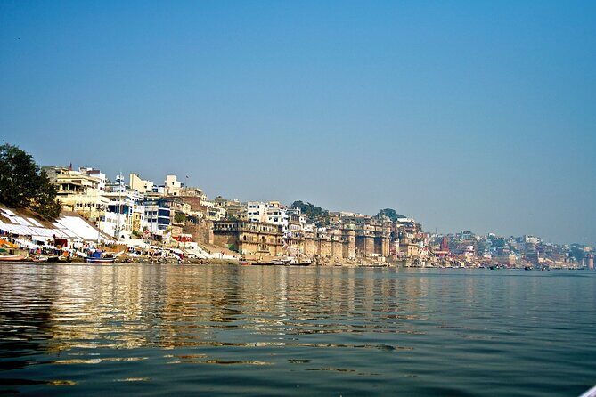 6 Days Private Golden Triangle Tour with Varanasi from Delhi - Exploring Delhi: A Mix of Iconic Monuments and Hidden Gems