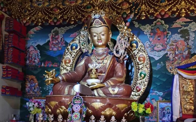 A Peaceful Day Trip from Coimbatore to A Hidden Tibetan Gem - Arriving at Dzogchen Monastery: An Authentic Tibetan Experience
