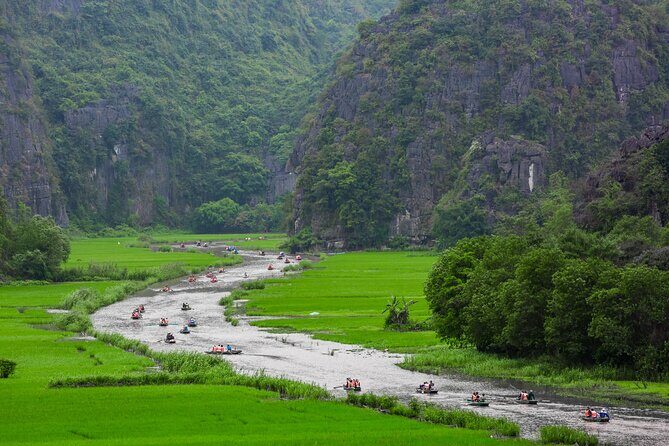 A Perfect Day Explore Ninh Binh with Small Group of 11 - What’s Included and What to Keep in Mind