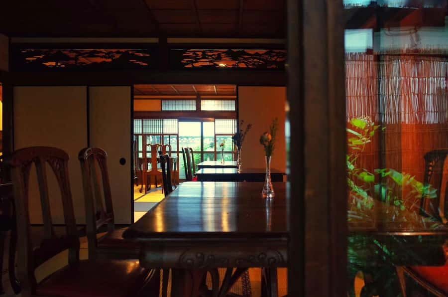 A sushi workshop with a local instructor in a century-old - A Closer Look at the Experience