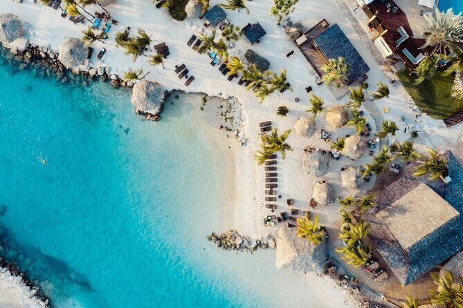 A Taste of Curaçao: City tour, Chobolobo & Mambo Beach Escape - The Iconic Landmarks of Willemstad