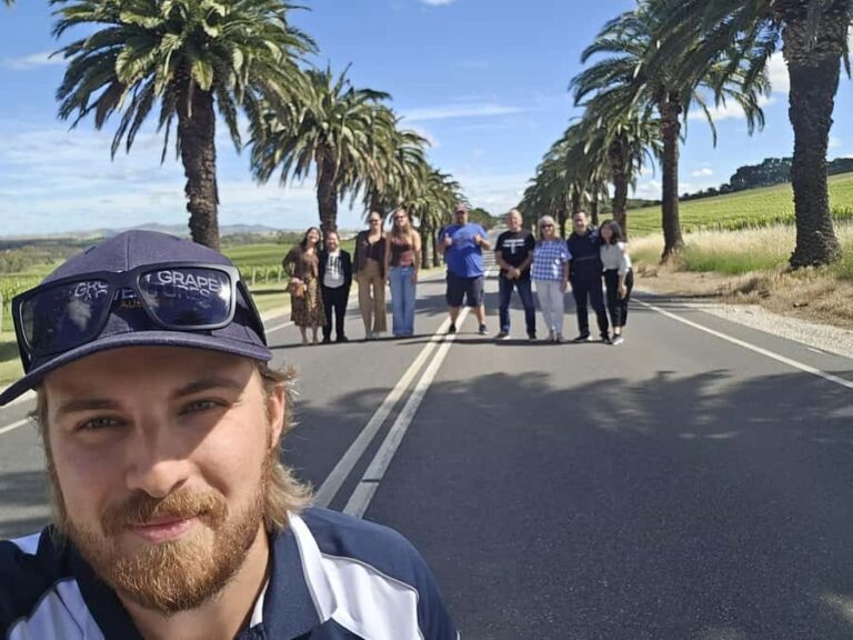 Adelaide: Barossa Day Out: Wines, Brewery, Chocolate & Lunch - Transportation & Group Size