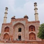 Agra: Akbars Tomb Guided Tour with Transfers & Guide - The Itinerary: What You Can Expect