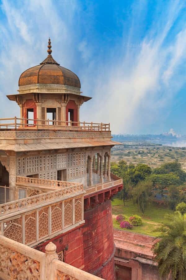 Agra Fort: A Guided Walking Tour of UNESCO World Heritage - Practical Details and Tips