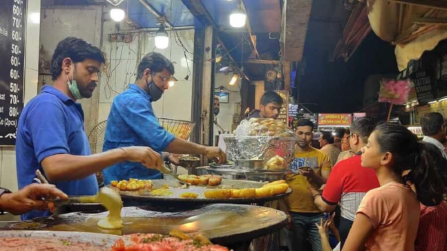 Agra: Guided Street Food & Local Market Tour By Tuk-Tuk - Practical Details and Value
