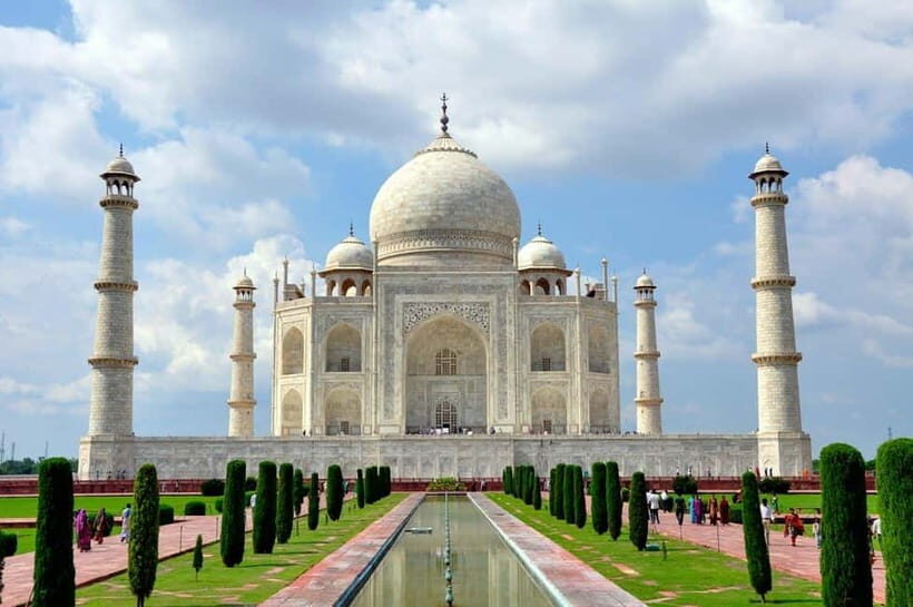 Agra: Private Sightseeing Half-Day Tour with Guide by Car - Why This Tour Provides Great Value