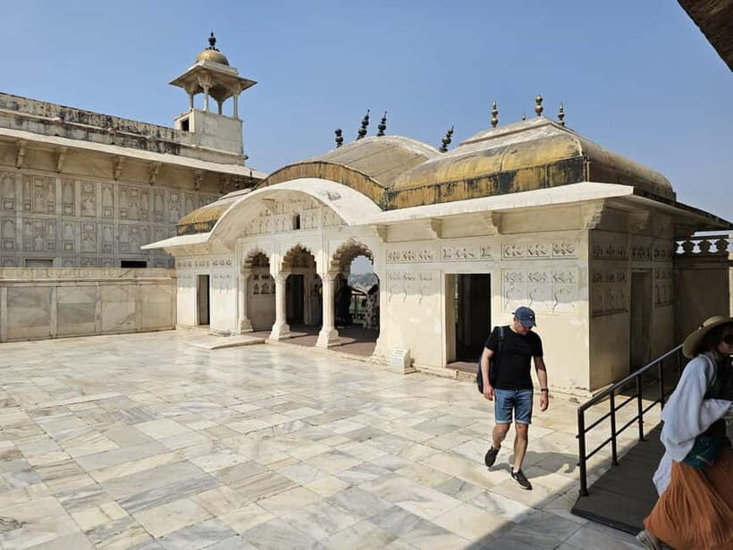 Agra Sightseeing Tour Day Trip With Tuk Tuk & Tour Guide - What Makes This Tour Stand Out?