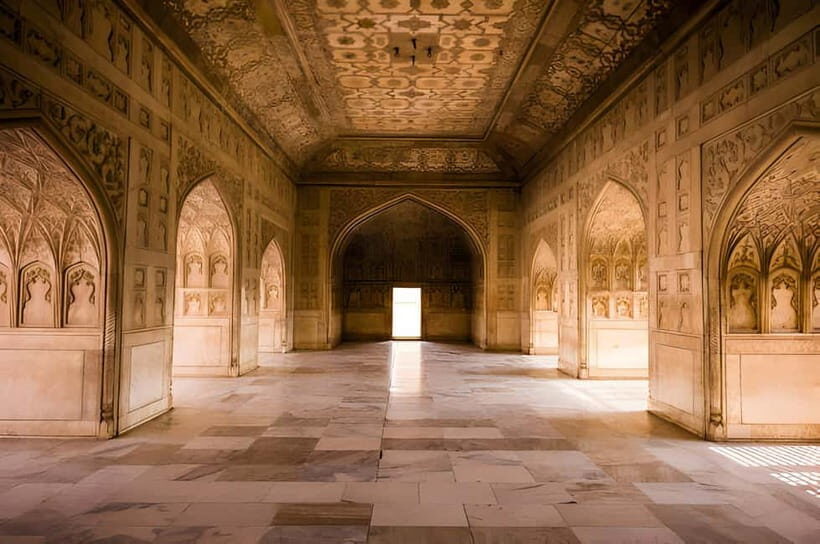 Agra: Skip The Line Taj Mahal & Agra Fort Tour with Transfer - FAQ