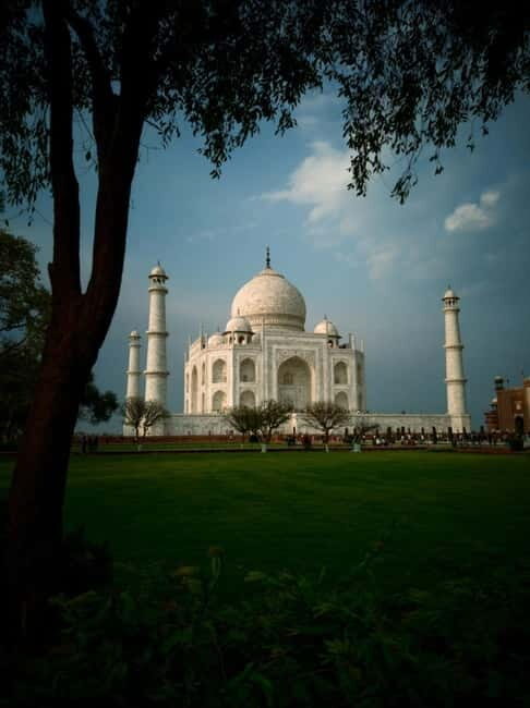Agra: Taj Mahal & Agra Fort Private Tour with 5*Lunch - What Makes This Tour Stand Out