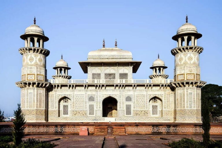 Agra: Taj Mahal Skip the line Guided Tour with options - Why This Tour Offers Great Value