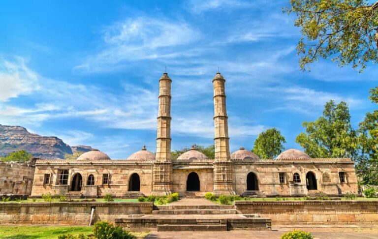 Ahmedabad: Champaner-Pavagadh Guided Full Day Excursion - Who Will Love This Tour?